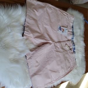 💜💚🧡  Peach Shorts! New! Size 34.